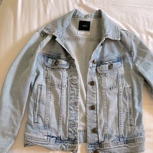 BDG size small jean jacket in light wash